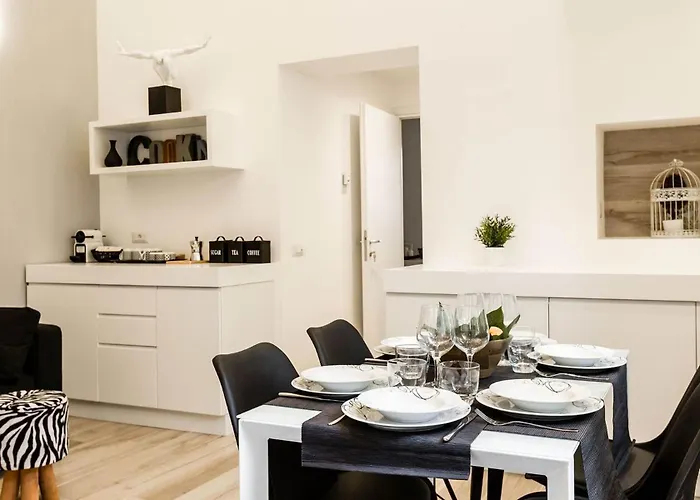 アパート Thebestinrome Piazza Di Spagna ローマ